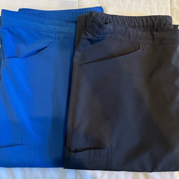 2 pair Urbane Performance Activent Women’s Scrub Pants - Picture 1 of 10